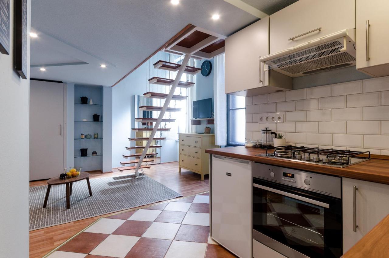 Paulay'S Studio Apartment In The City Center. Budapeszt Zewnętrze zdjęcie